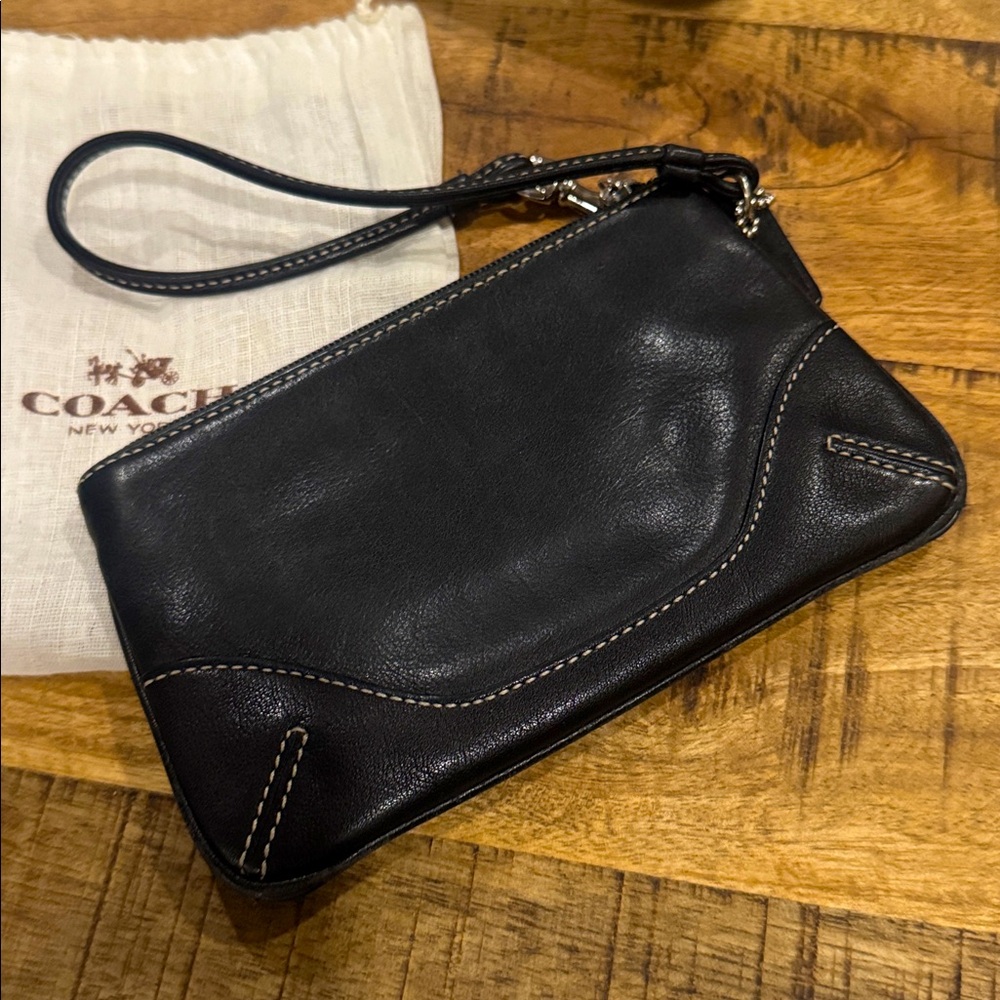 Coach Wristlet Black Leather